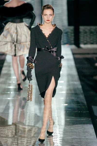 Look 24
